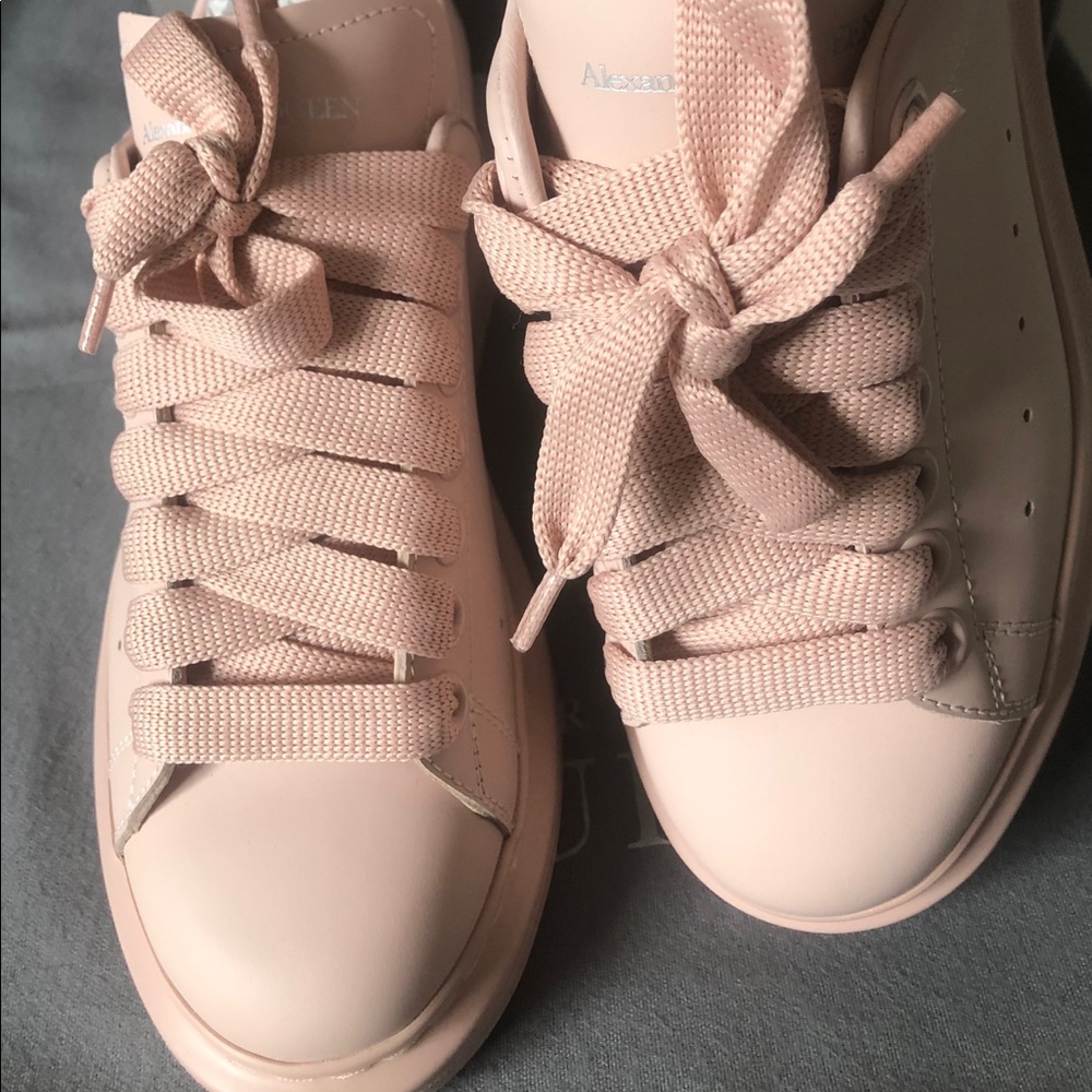 Alexander McQueen Oversized Sneaker
